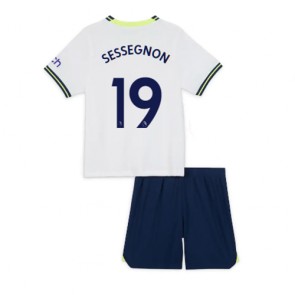 Tottenham Hotspur Ryan Sessegnon #19 babykläder Hemmatröja barn 2022-23 Korta ärmar (+ Korta byxor)